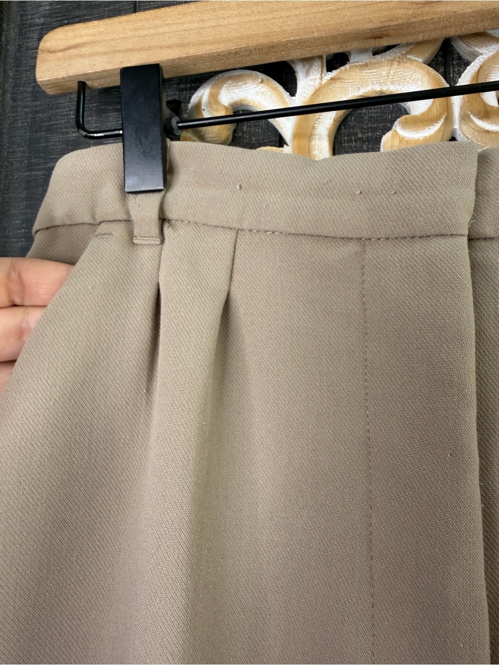 Abercrombie & Fitch Tailored Pants with cuffed hem - Picture 2 of 10